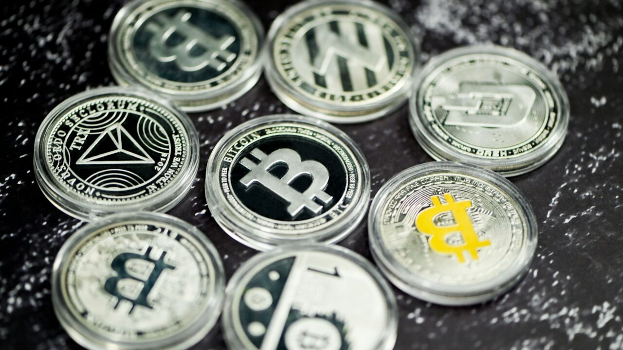 Explore Bitcoin Price Chart